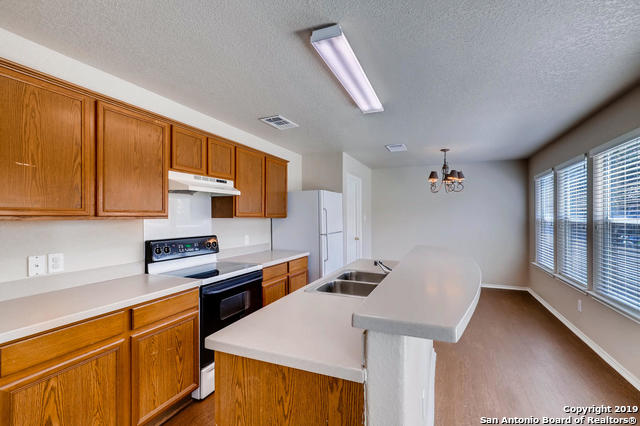 Image 5 of 13 For 5418 Tomas Circle