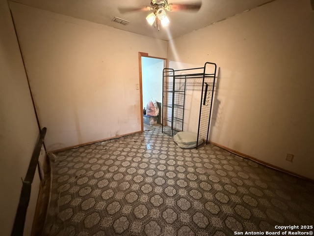 Image 14 of 31 For 9331 Odem  