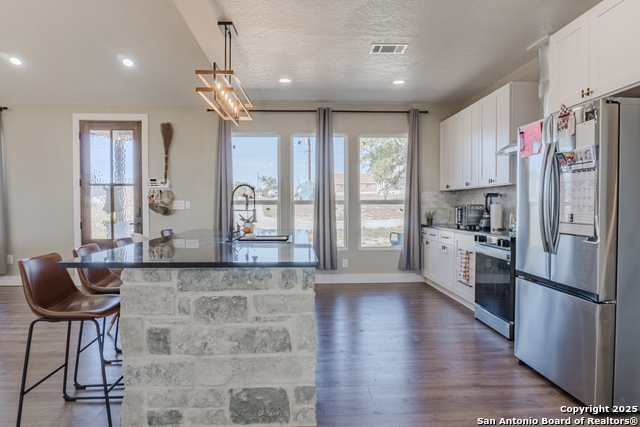 Image 26 of 47 For 732 Lake Valley