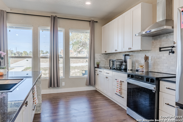 Image 28 of 47 For 732 Lake Valley