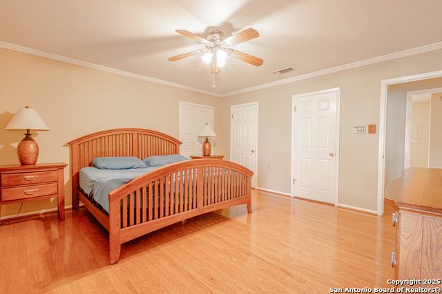 Image 22 of 30 For 729 Rocklyn Dr