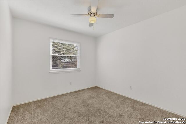 Image 22 of 32 For 4242 Knollpond