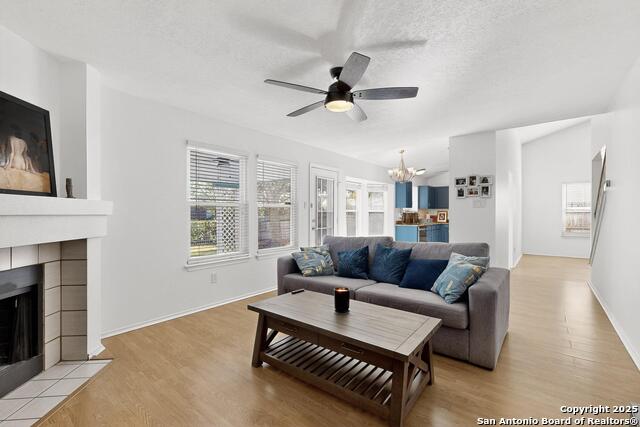 Image 7 of 32 For 4242 Knollpond