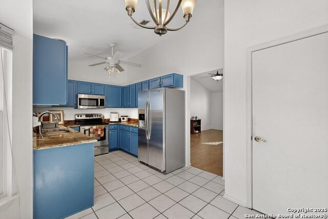 Image 8 of 32 For 4242 Knollpond