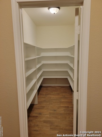 Image 9 of 19 For 10919 Fox Crest