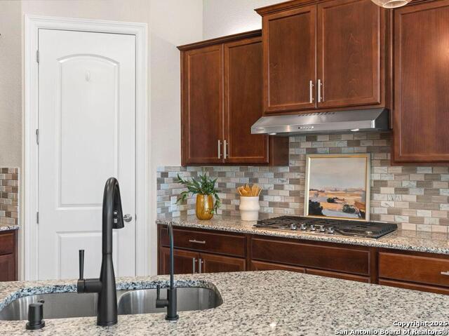 Image 18 of 40 For 28845 Bluebottle