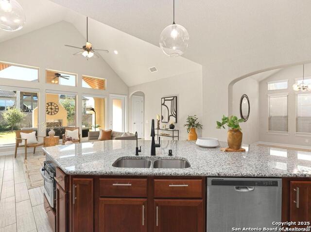 Image 19 of 40 For 28845 Bluebottle