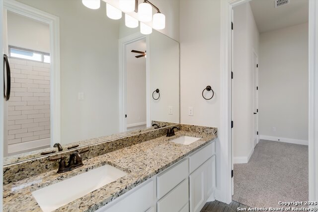 Image 29 of 32 For 31031 Charolais Way