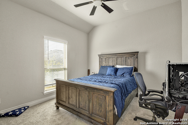 Listing photo id 17 for 2192 August  