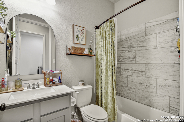 Listing photo id 20 for 2192 August  