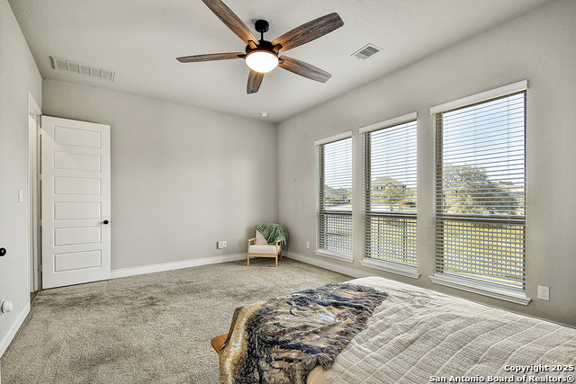 Listing photo id 22 for 2192 August  