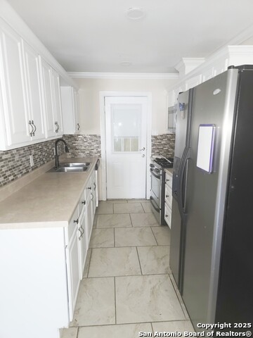 Image 2 of 14 For 2806 Ferncircle