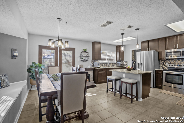 Image 11 of 36 For 3205 Rosewell