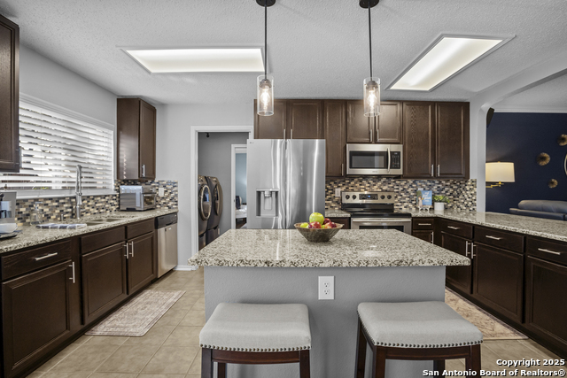 Image 12 of 36 For 3205 Rosewell