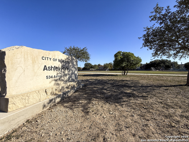 Image 33 of 36 For 3205 Rosewell