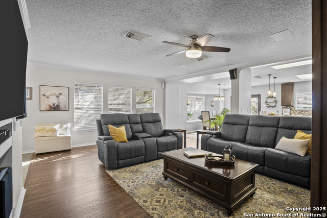 Image 8 of 36 For 3205 Rosewell