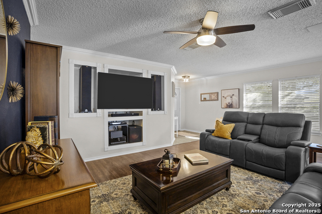 Image 9 of 36 For 3205 Rosewell