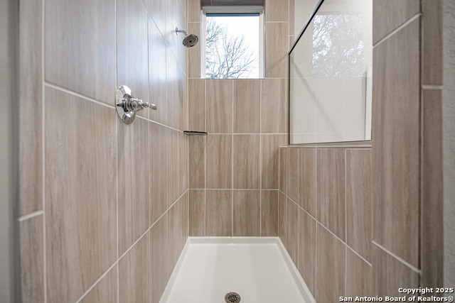 Image 14 of 21 For 314 Glenwood Ranch