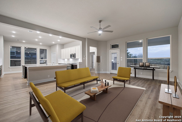 Image 8 of 21 For 314 Glenwood Ranch