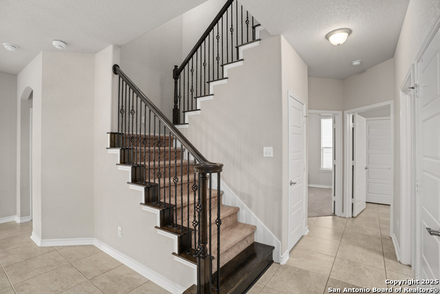 Image 22 of 32 For 18019 Muir Glen