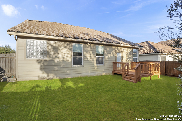 Image 30 of 32 For 18019 Muir Glen