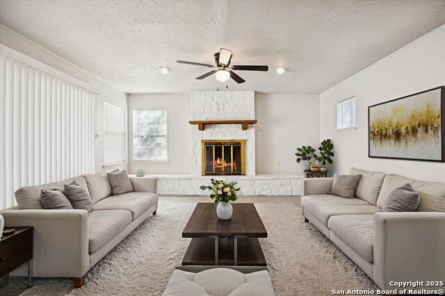 Listing photo id 6 for 6110 War Bonnet