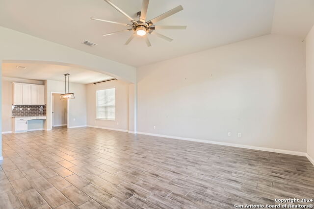 Image 11 of 27 For 15407 Proteus