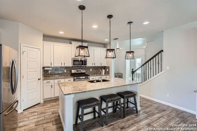 Image 3 of 27 For 15407 Proteus