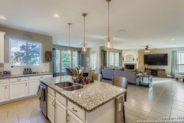 Image 17 of 34 For 10639 Hibiscus Cove