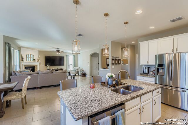 Image 18 of 34 For 10639 Hibiscus Cove