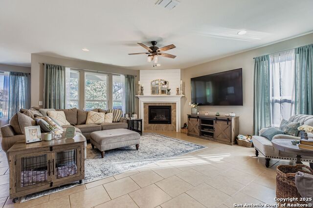 Image 5 of 34 For 10639 Hibiscus Cove