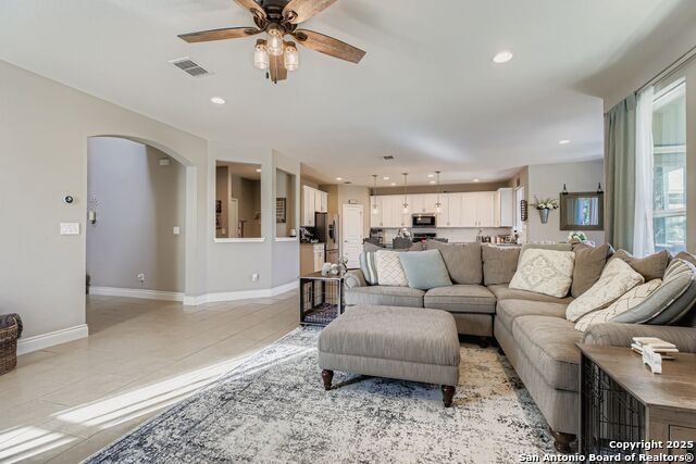 Image 7 of 34 For 10639 Hibiscus Cove