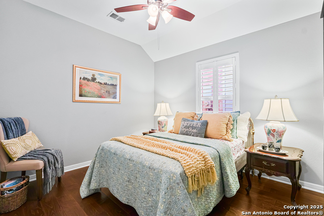 Image 22 of 36 For 6634 Shady Bend