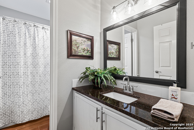 Image 24 of 36 For 6634 Shady Bend