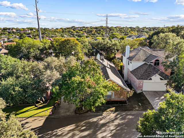 Image 33 of 36 For 6634 Shady Bend