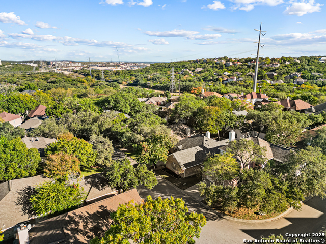 Image 34 of 36 For 6634 Shady Bend