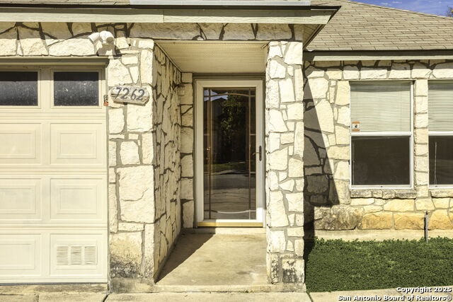 Image 3 of 22 For 7262 Artisan Lane