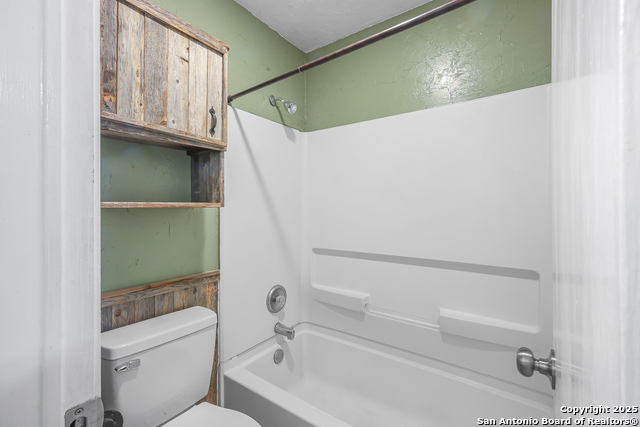 Image 16 of 20 For 4417 Stayman Dr