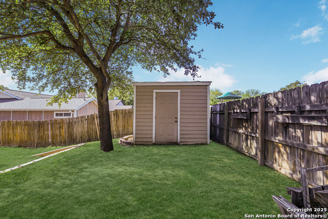 Image 18 of 20 For 4417 Stayman Dr