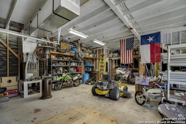 Image 25 of 31 For 1007 Bluebonnet Ln