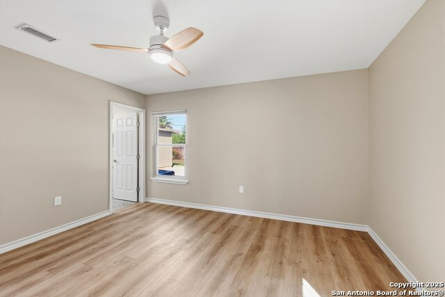 Image 19 of 27 For 8234 Greenbrier