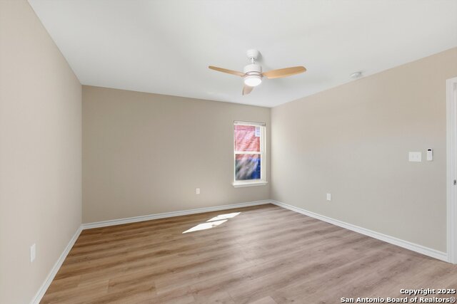 Image 20 of 27 For 8234 Greenbrier