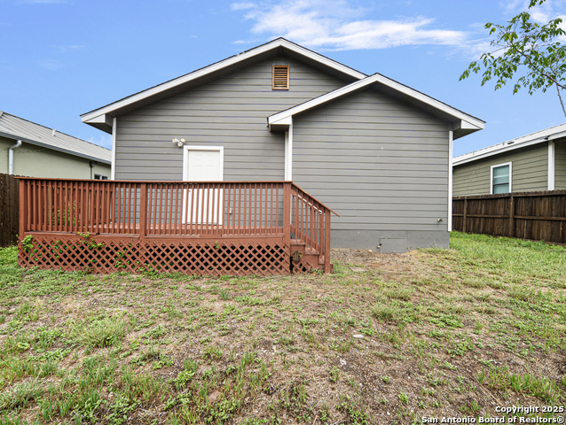 Image 22 of 27 For 130 Vitra Pl