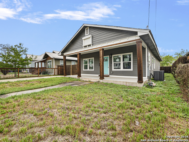 Image 26 of 27 For 130 Vitra Pl