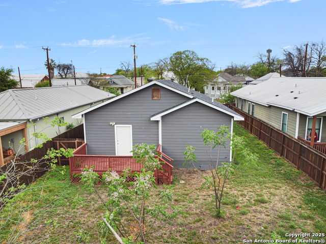 Image 5 of 27 For 130 Vitra Pl