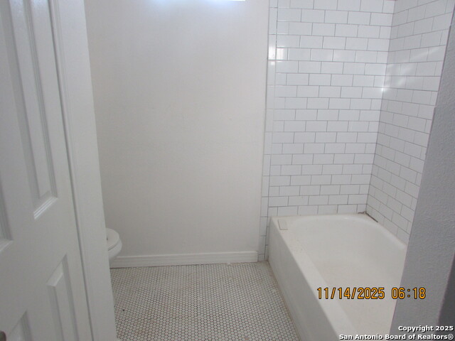 Image 26 of 39 For 5243 Fountain Lk