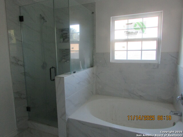 Image 35 of 39 For 5243 Fountain Lk