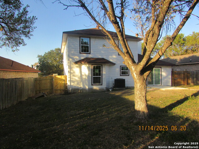 Image 37 of 39 For 5243 Fountain Lk