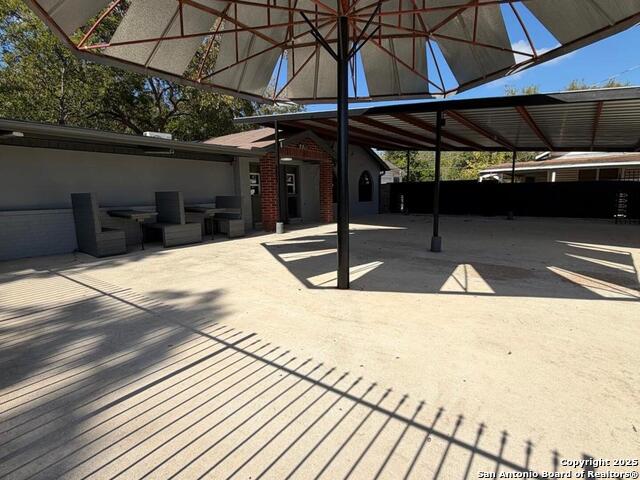 Details for 2011 Mission, San Antonio, TX 78214