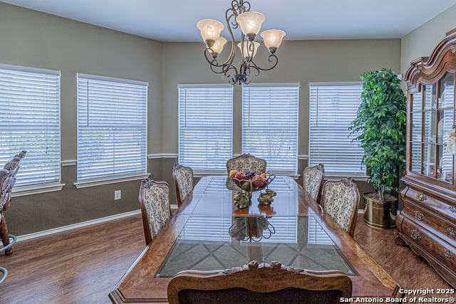 Image 27 of 96 For 323 Shannon Ridge Dr.